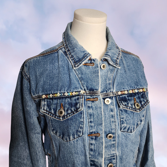 Vtg 90s Y2k 1of1 DIY Flower Trim Distressed Light Wash Denim Jacket Sz M - Picture 2 of 8